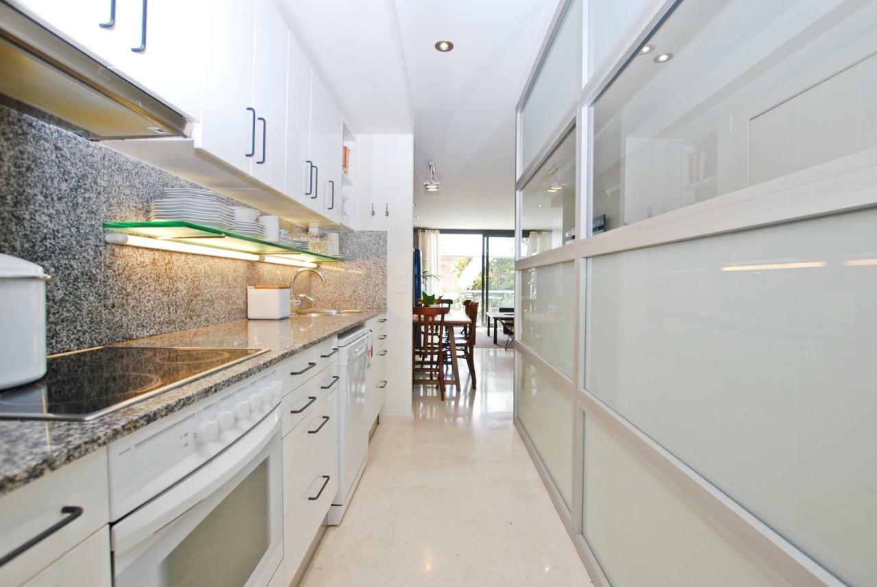Blue Fridge Apartmen - Blue Fridge Apartmen - Ideal For Couples, Near Beach And Well Connected Apartamento Vilassar De Mar Exterior foto